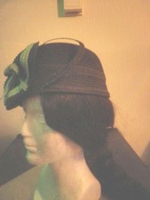 Ladies Black and Green Hat