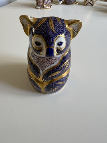 Royal crown derby - crown, paperweight
