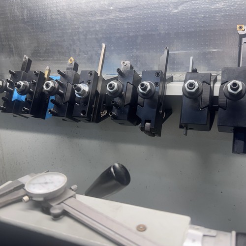 Bxa quick change tool - tool, holder