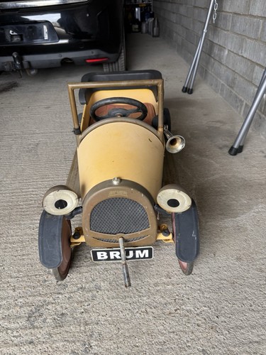 Vintage brum pedal car - vintage,