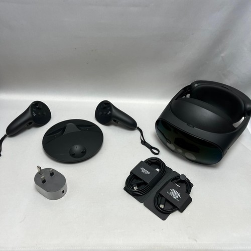 Meta quest pro virtual reality - meta,