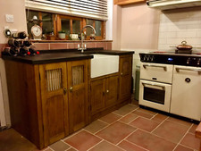 TRADITIONAL WAXED FINISH