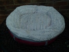 Red doughtnut bed for cat or