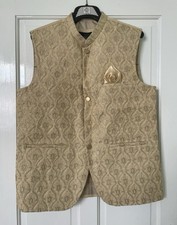 Men’s Gold Pakistani Asian