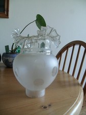 VINTAGE FRILLED TOP OIL LAMP