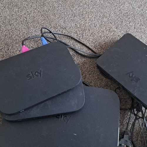 Sky em150 digital satellite - hd,