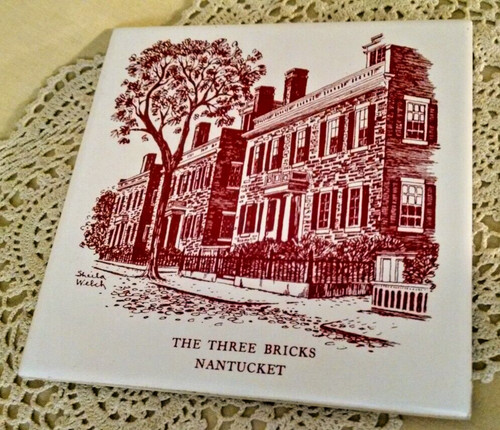 Three bricks nantucket tile - three,