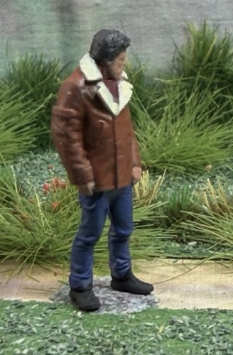 Gauge figures man coat - figures, in
