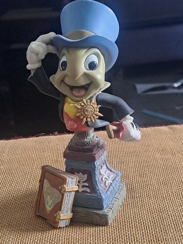 Walt disney showcase - walt,