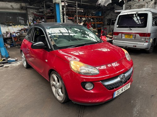 Vauxhall adam breaking red - vauxhall,