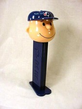 CHARLIE BROWN MONTREAL EXPOS BASEBALL MUSICAL GIANT PEZ DISPENSER - NEW IN BOX