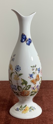 Aynsley cottage garden bud - aynsley,