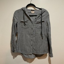 Boston Traders Gray Button Up
