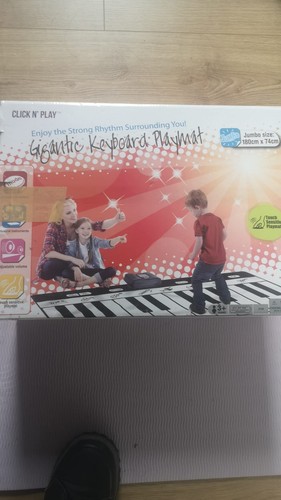 Gigantic keyboard playmat - gigantic,