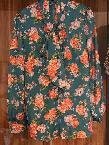 Hawes curtis size 14 - &,