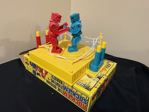 Rock sock robots - rock, em