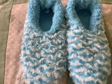 Snoozies Ballet Slippers - Size 5/6. Bnwot