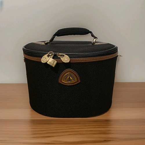 Globe trotter vintage camera - vintage,