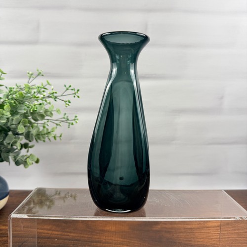 Blenko 533 charcoal glass - 533, vase