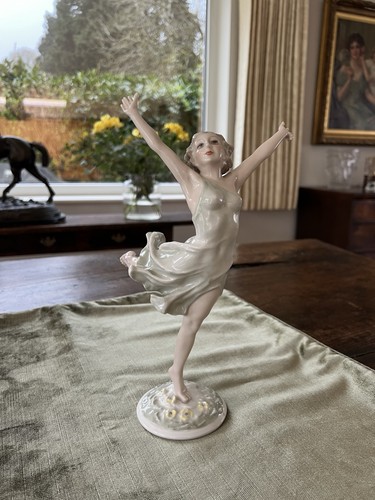 Art deco hutschenreuter dancer - art,