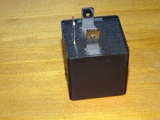 SAAB 900 CLASSIC INDICATOR HAZARD WARNING RELAY TURBO AERO CONVERTIBLE INJECTION