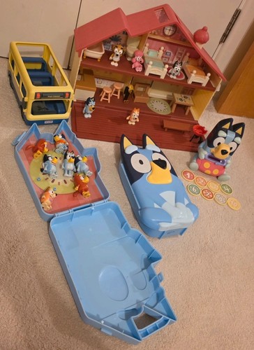 Bluey large set collection - bluey,