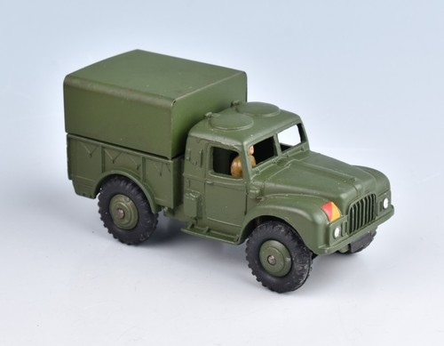 Vintage dinky toys 641 - vintage, 1