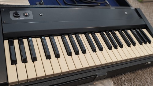 Roland analogue 37 key - roland, sh-3a