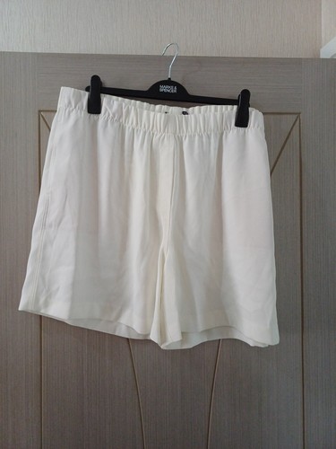 Ladies shorts size 20 reg - ladies,