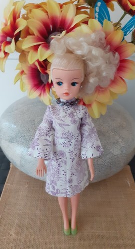 Sindy doll 1984 masquerade - ,