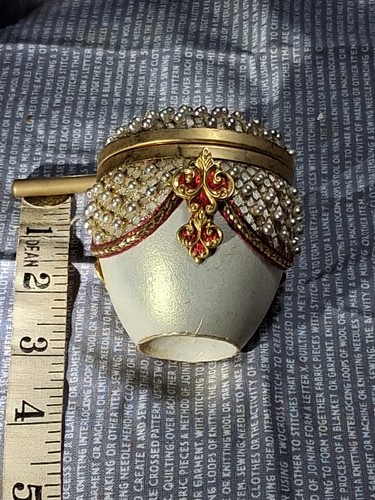 Exquisite hand crafted - exquisite, real