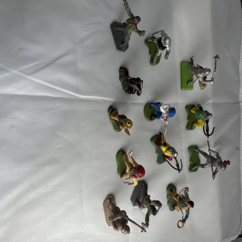 Vintage toy soldiers mixed - toy,