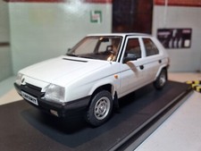 Skoda Favorit White 1989 1:24