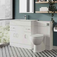 Nova 1300mm Gloss White