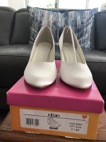 Wedding shoes size syrah - , 7