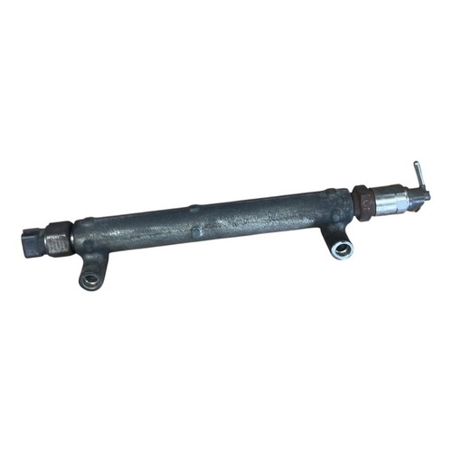 Toyota hilux fuel injector - toyota,