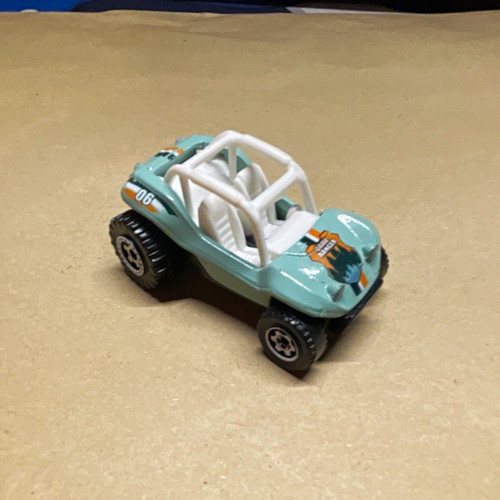 Light blue white black diecast - light,