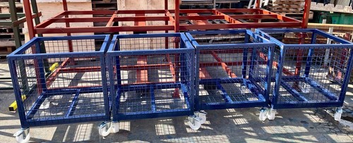 Metal pallet british - metal,