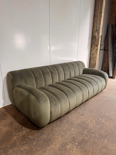 Display green velvet ridged - green,