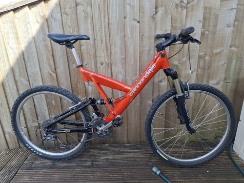 Cannondale super v700 - cannondale, 19"