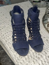 VINCE CAMUTO Evel Caged