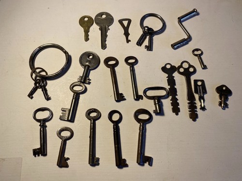Keys antique skeleton - keys, 22