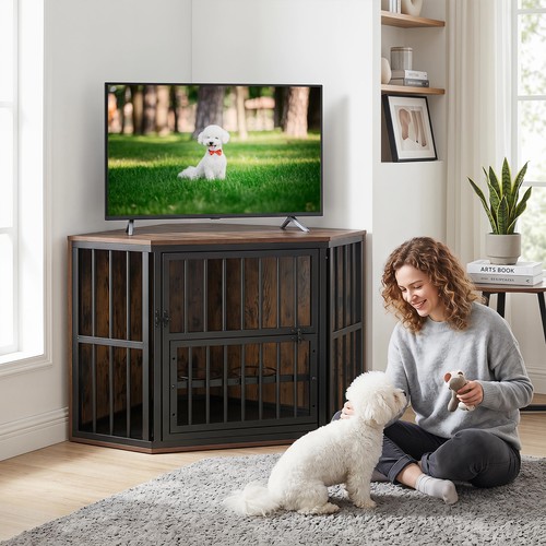 Wooden dog house corner - dog,