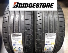2x 235/35 ZR19 Bridgestone