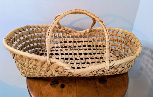 Vtg handwoven willow - handwoven, doll