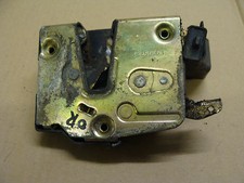BMW E30 DOOR LOCK OS / RIGHT / DRIVERS SID REAR 1906572