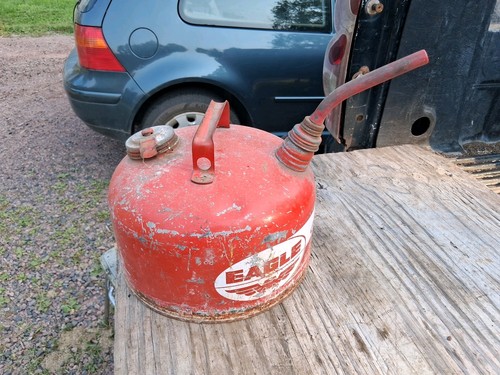 Vintage eagle snozzle gas can - gas,