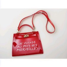 Un Voyage Au Pays Des