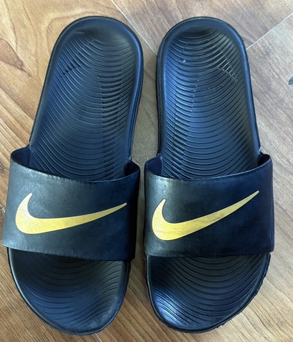 Kids black size nike - 4.5,