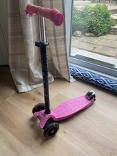 Pink micro maxi - 3, wheeled
